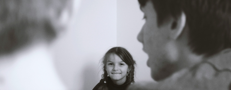 Як говорити з дітьми про втрати і травми війни та залишати місце для дитинства