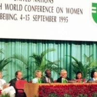 Четверна всесвітня конференція зі становища жінок: на шляху в ХХІ століття