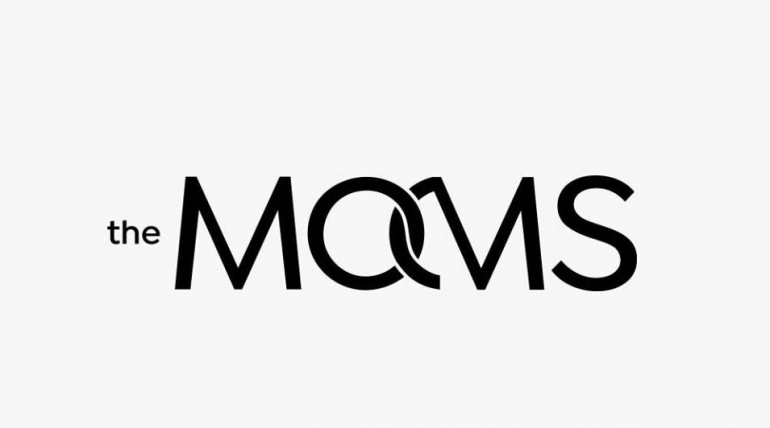 Благодійний фонд «Мама SOS» cтає клубом взаємодопомоги «the Moms» та змінює сферу відповідальності
