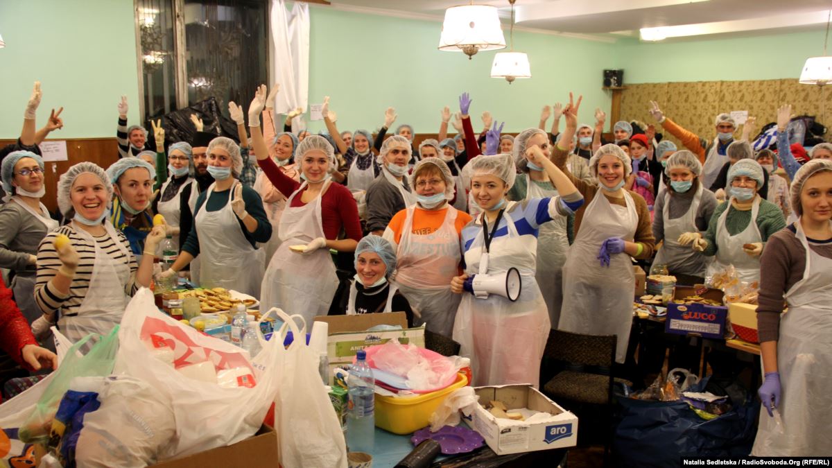 women on maidan ukraine revolution